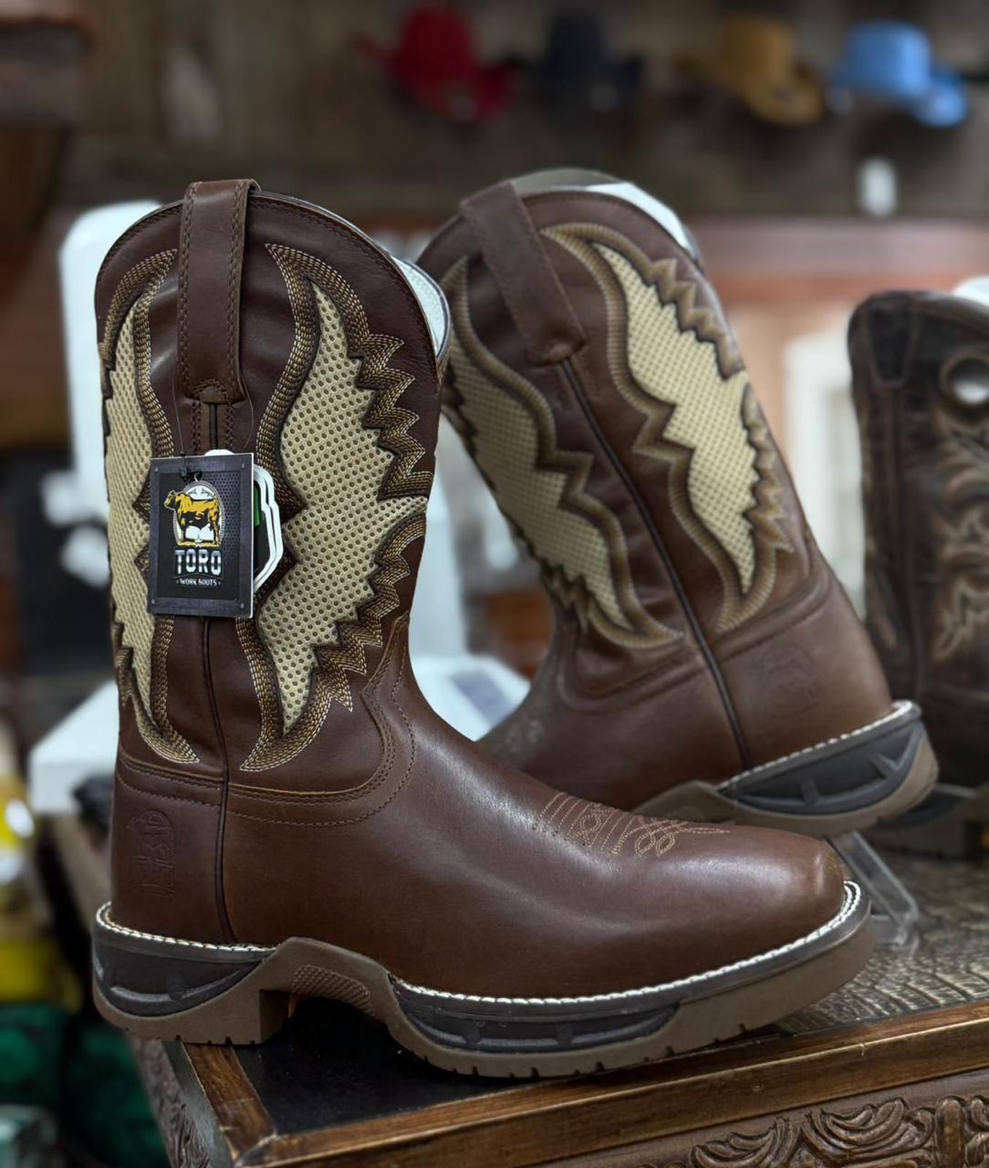 Toro Steel – Botas de Trabajo con Estilo Ranchero