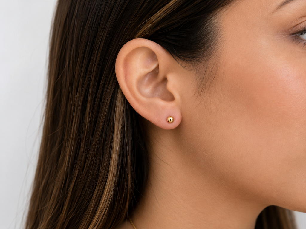 Aretes Estilo Dormilonas en Oro 14K – Clásicos y Atemporales