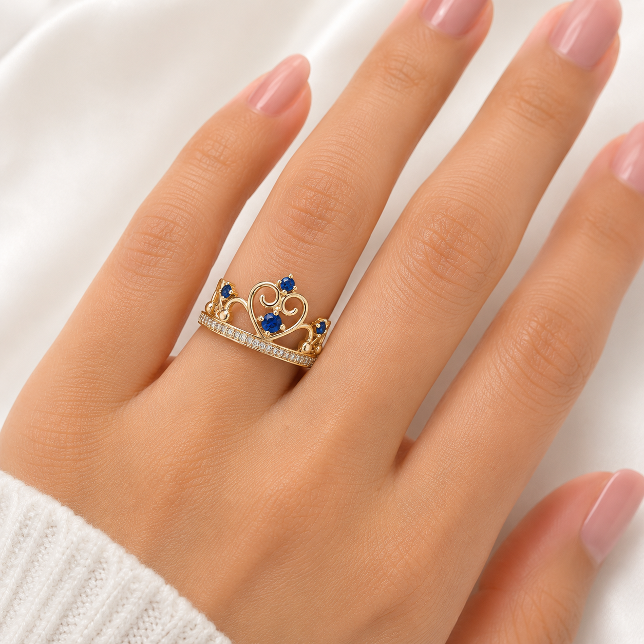 Anillo Corona de Oro 14K con Circonias Azules
