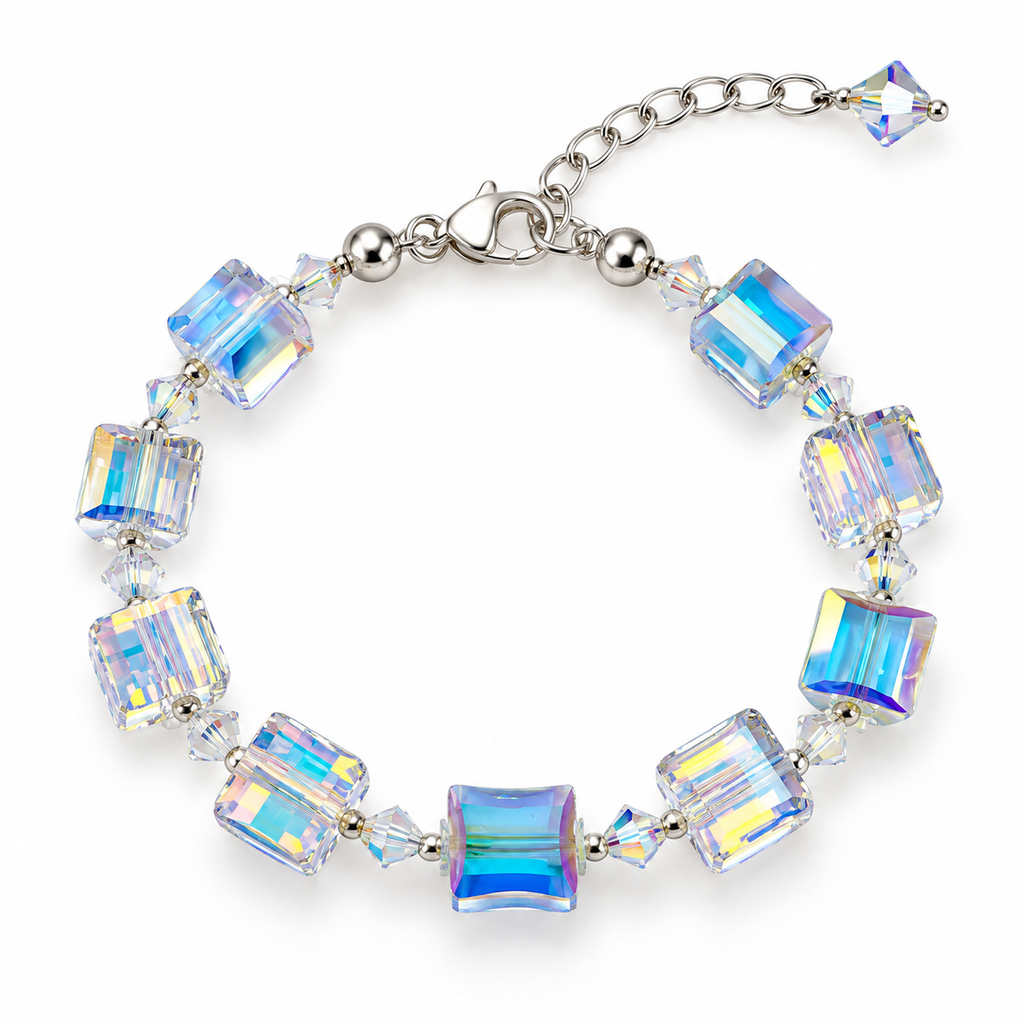 Pulsera Swarovski con Cuentas Cúbicas Iridiscentes – Color y Brillo Geométrico