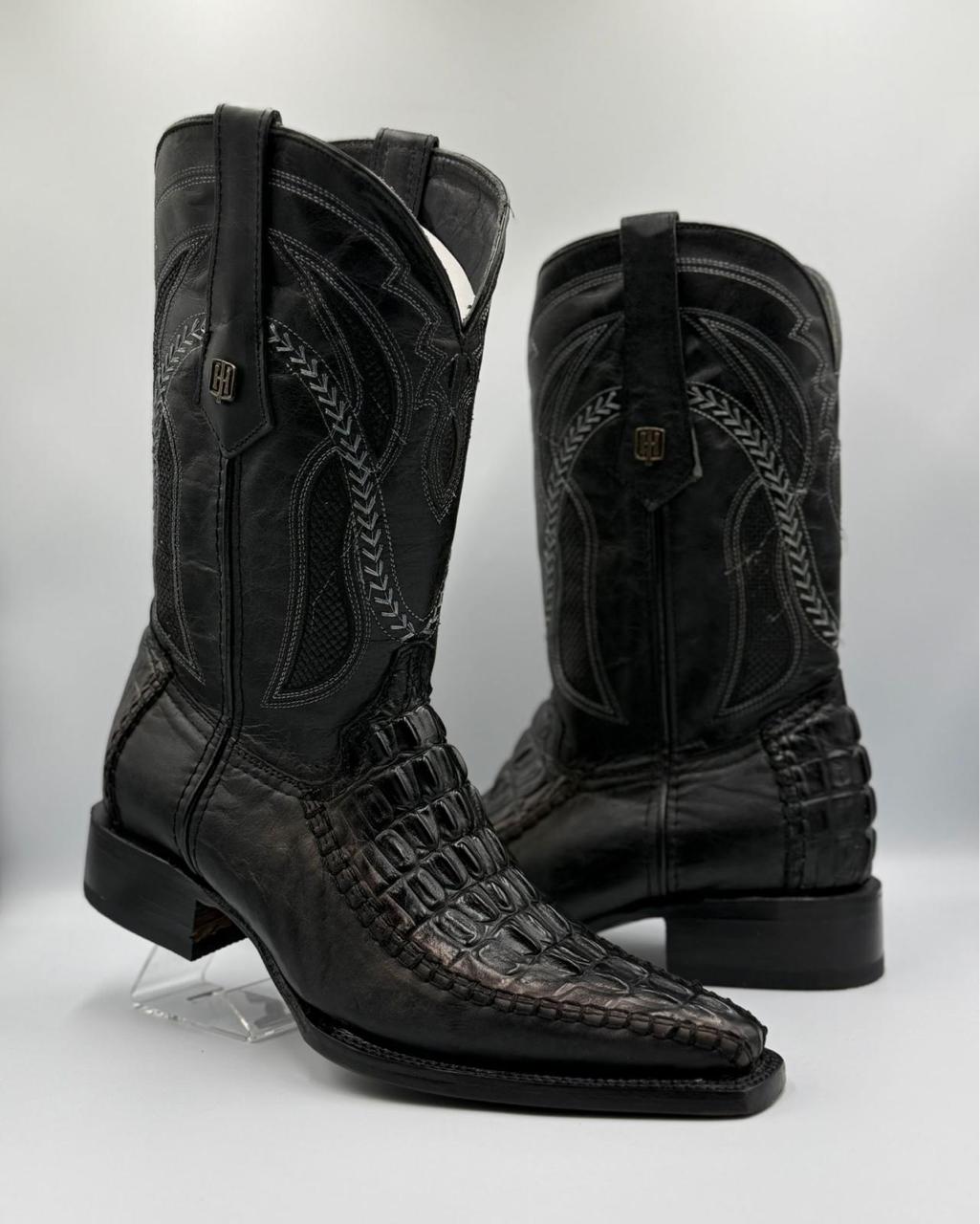 Botas Vaqueras de Cocodrilo Negras – Lujo y Tradición
