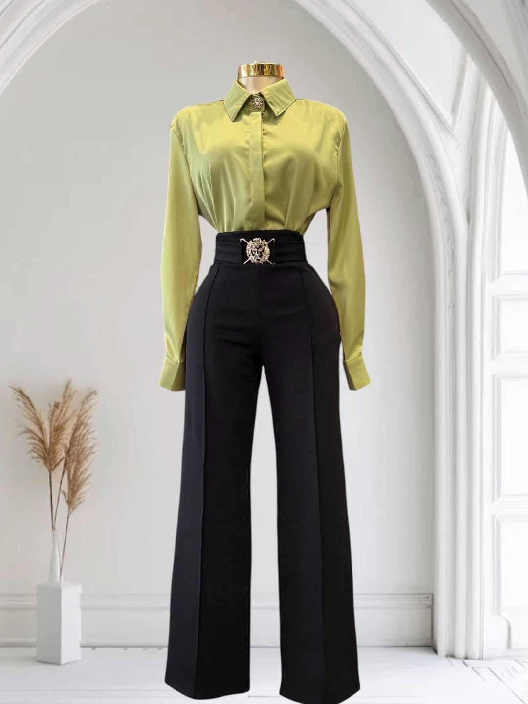 Elegancia Minimalista | Camisa Verde Lima Satinada & Pantalón Palazzo Negro Stretch con Cinturón Dorado